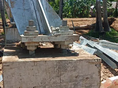 Pylône en acier angulaire à 4 pieds – 60 m